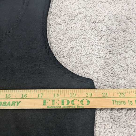 St John Black Vest XL Sweater Basic Caviar wool blend - Picture 3 of 7